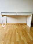 Biurko Micke Ikea podwójne 142x50 białe 2 szuflady