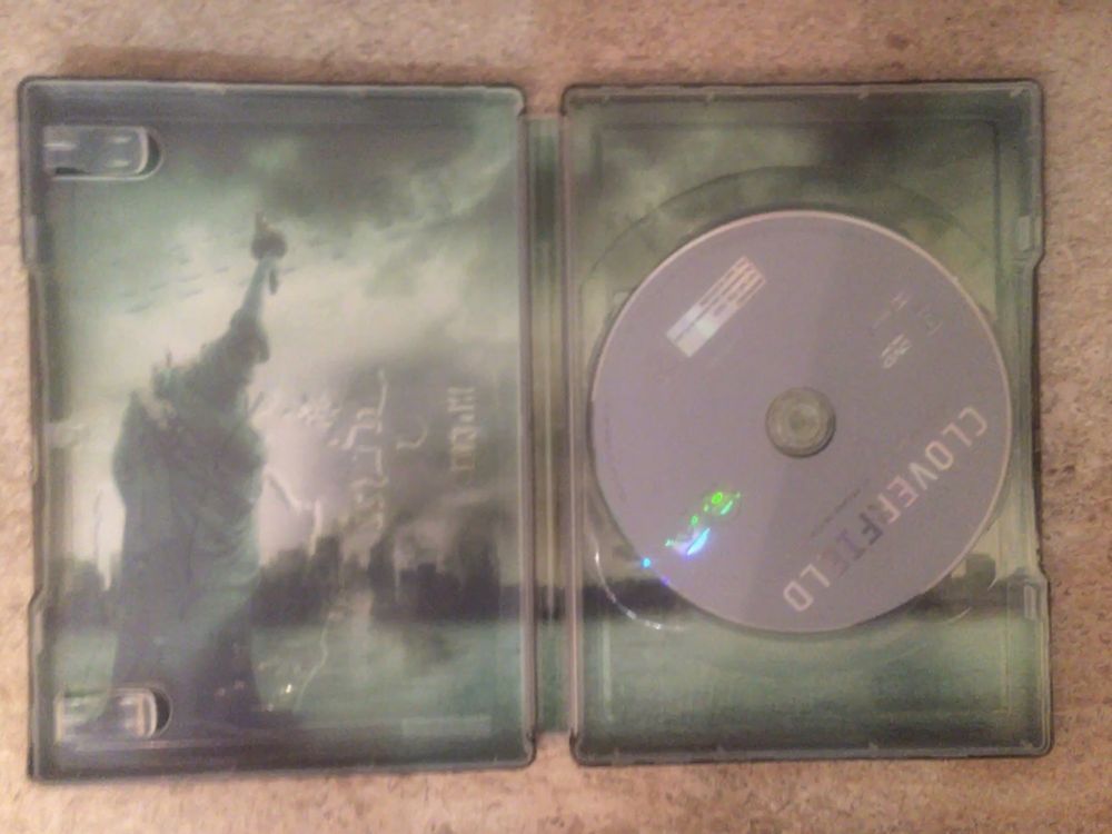 Cloverfield - edição especial (DVD) - caixa metálica