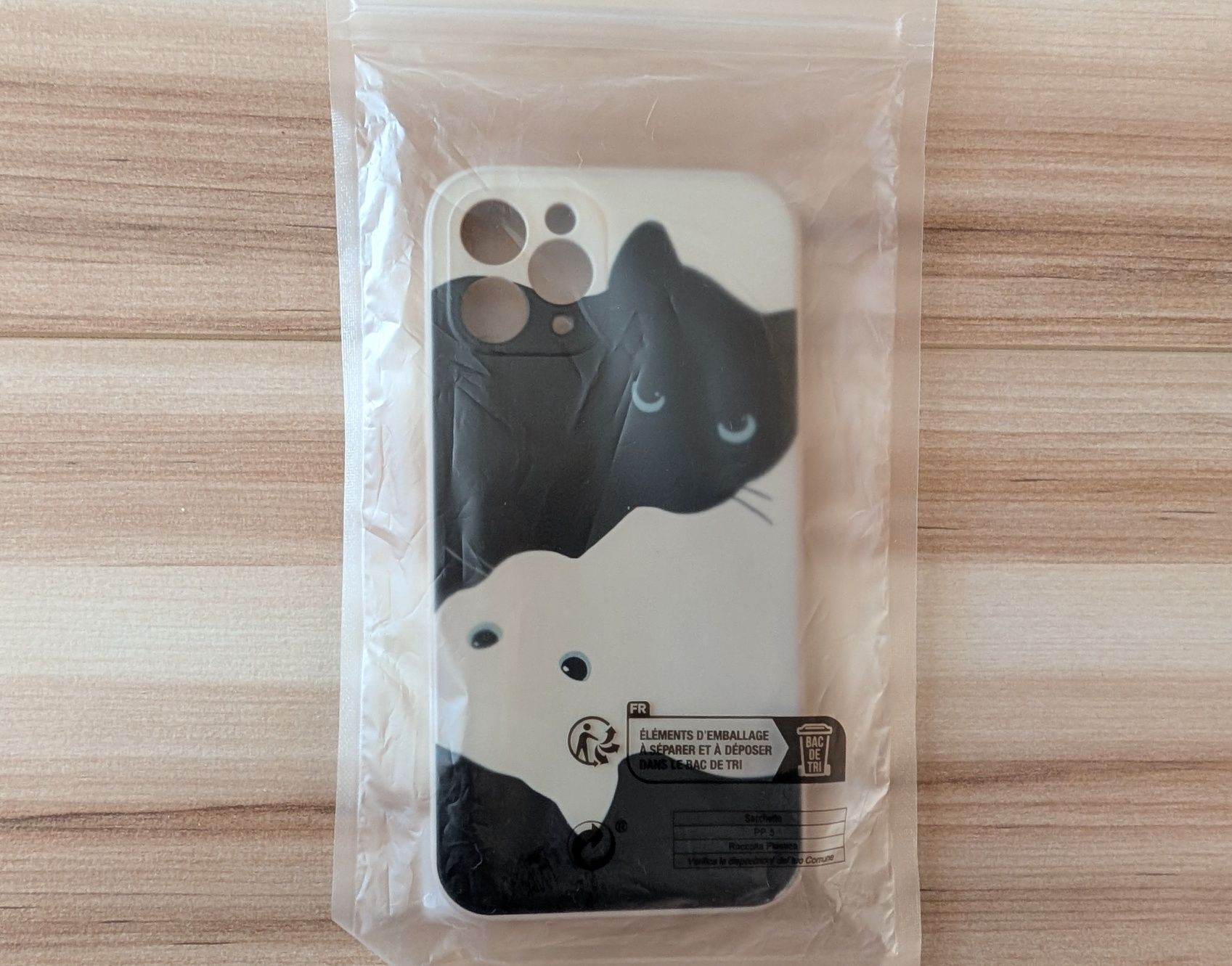 Etui case plecki iPhone 11 pro czarno-białe koty kotki czarny kot