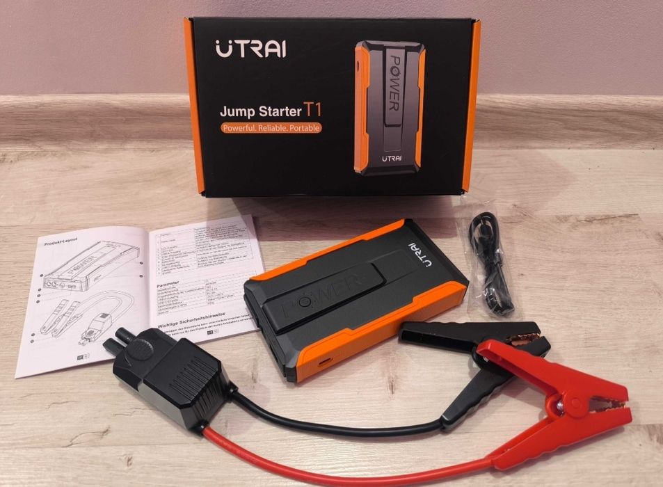 UTRAI T1 - Rozruch samochodu 1400A  13200mAh  Jump starter / Powerbank