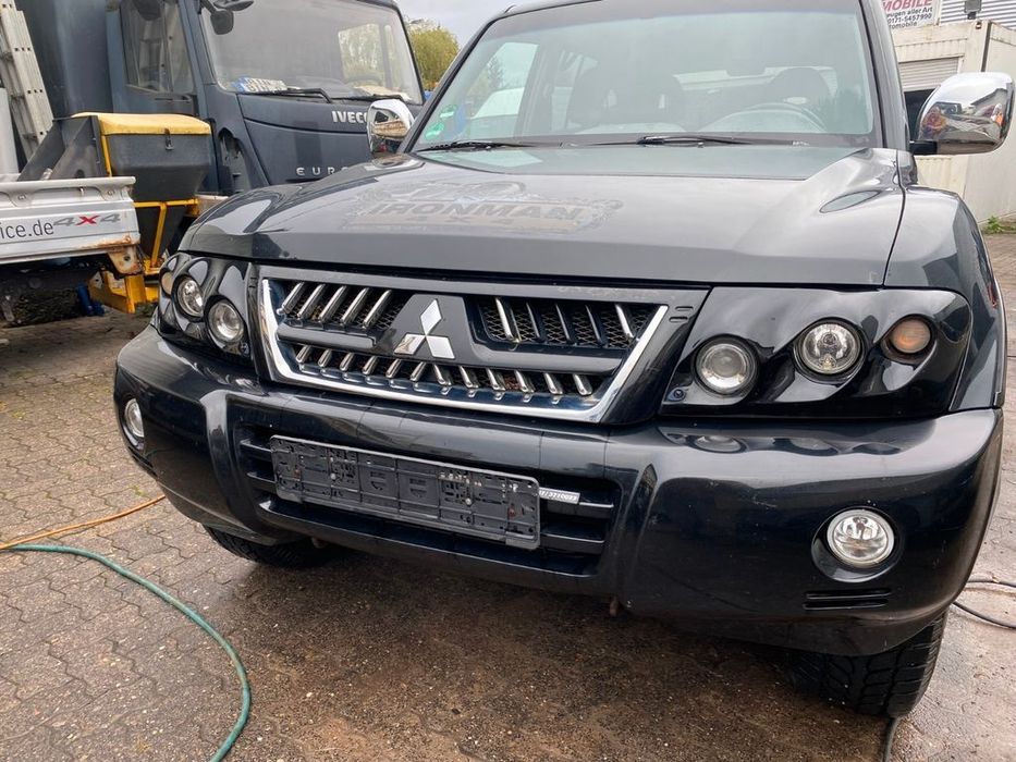 Разборка запчасти двигун Mitsubishi Pajero Wagon 3/4 3,8 3,5 3,2 3.0