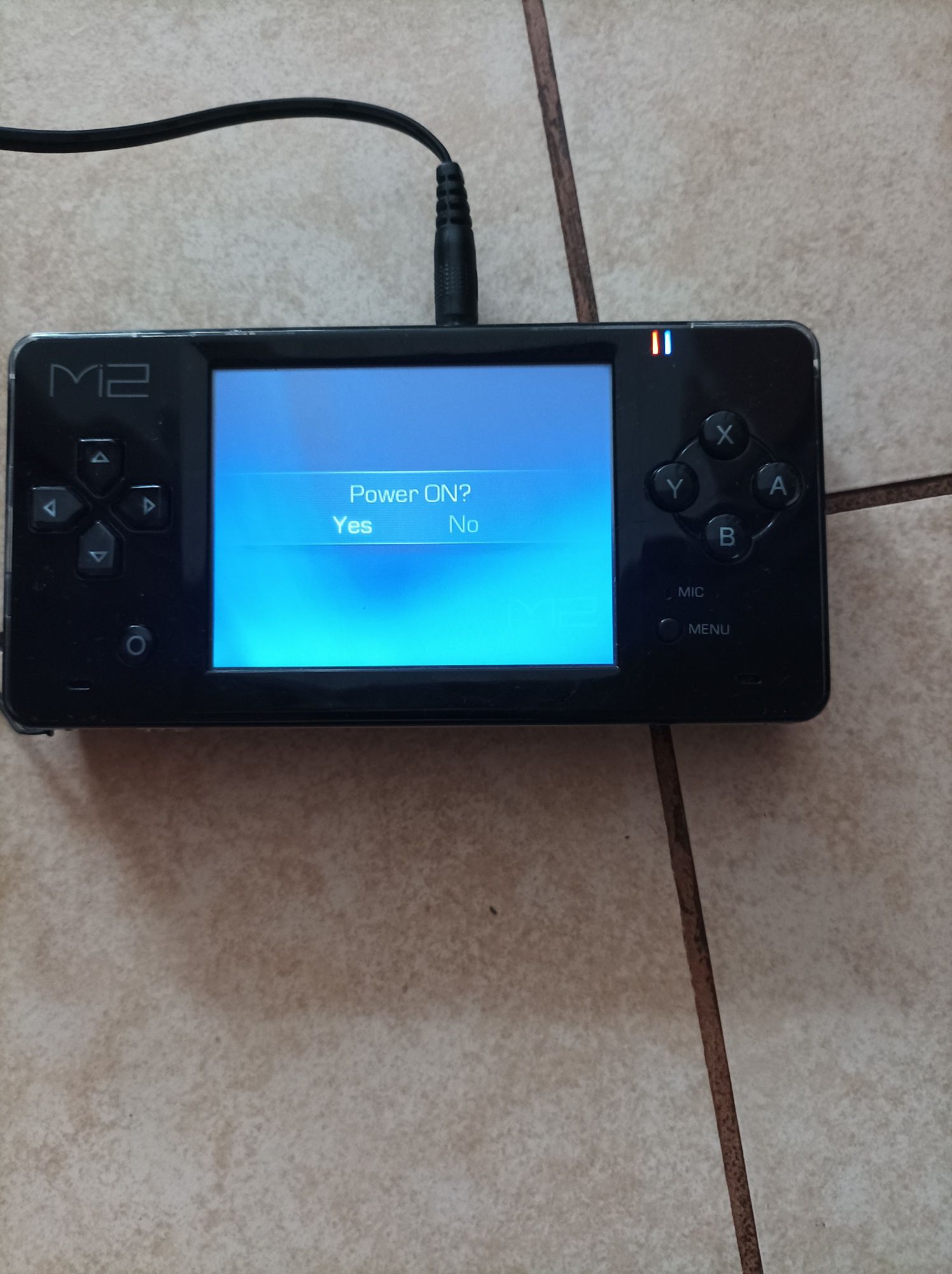 Gra M2 portable z muzyką
