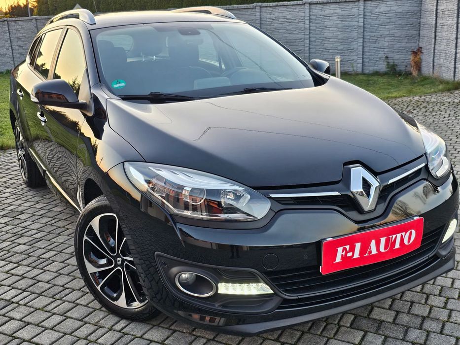 Renault Megane Benzyna Navi Klimatronik Tempomat G.Fotele 2XPDC KeyLessGO Asystent