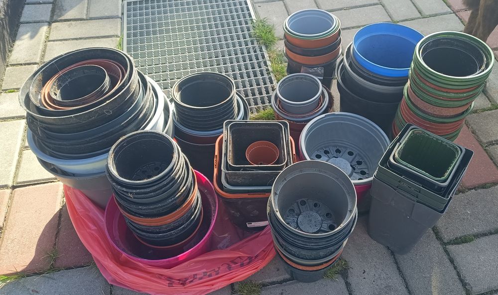 Doniczki produkcyjne 129szt