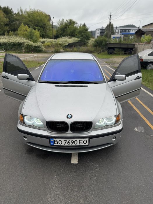 BMW E 46  2003 року