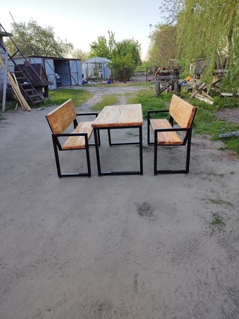 Zestaw mebli ogrodowych stół i ławki