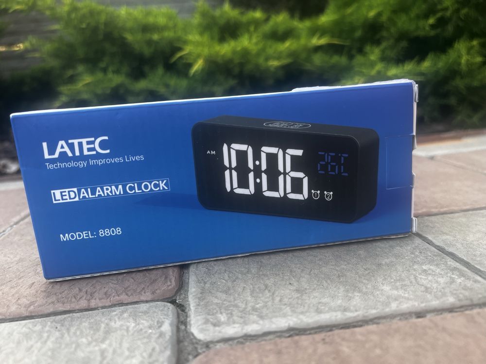 Часы, будильник, подсветка Latec