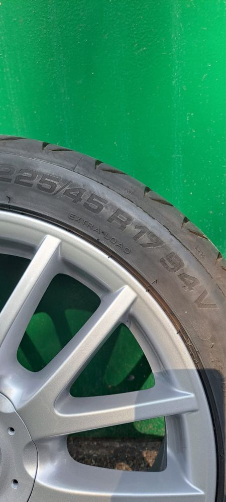 Koła do Golfa 5 17” bardzo dobry stan