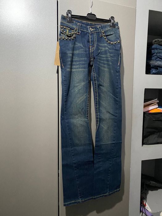 Женские разные true religion джинси