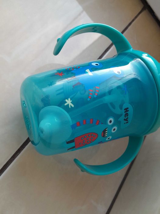 Поильник с трубочкой непроливайка для малышей, фирмы Nuby, новый