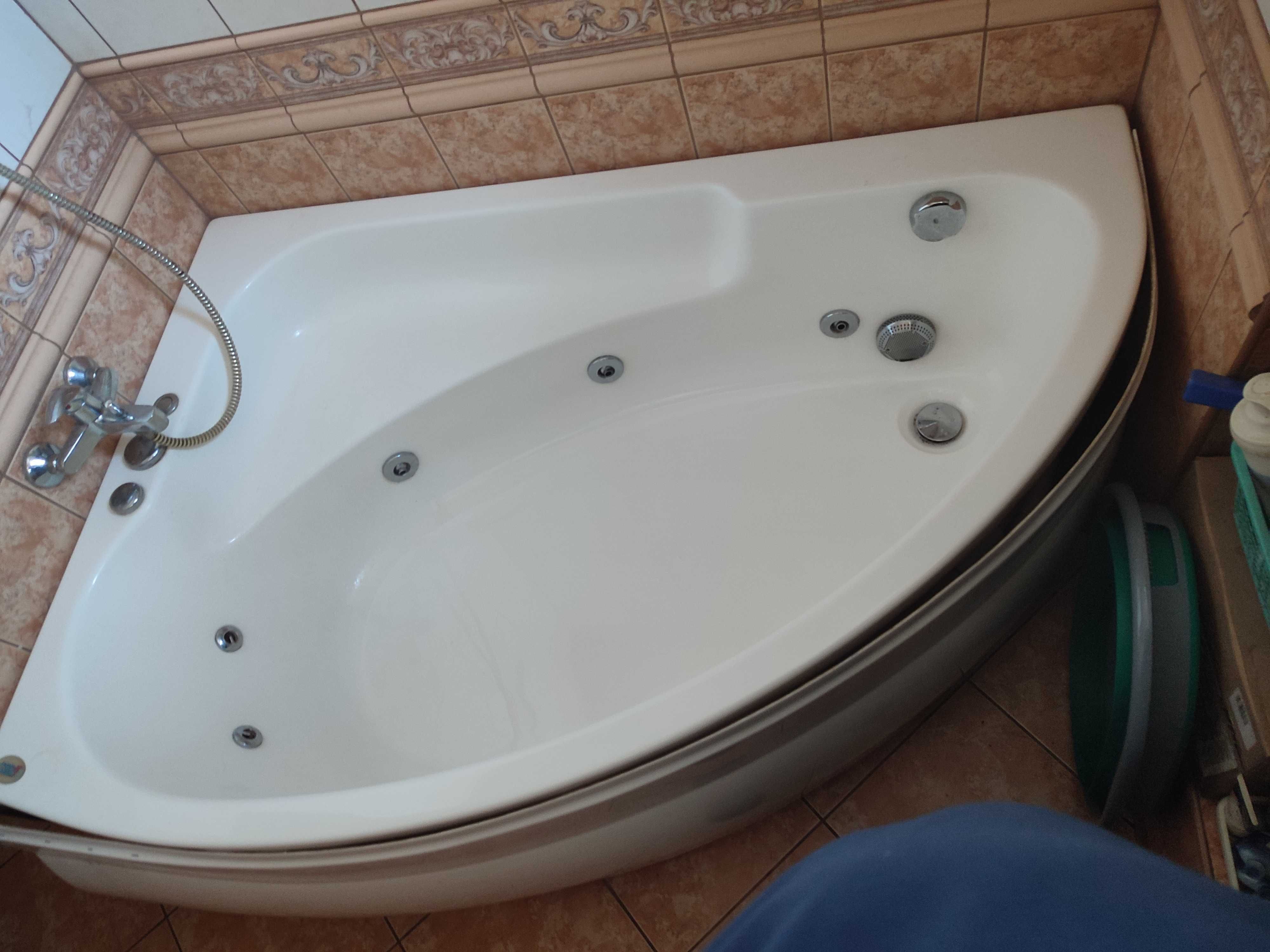 wanna z hydromasażem