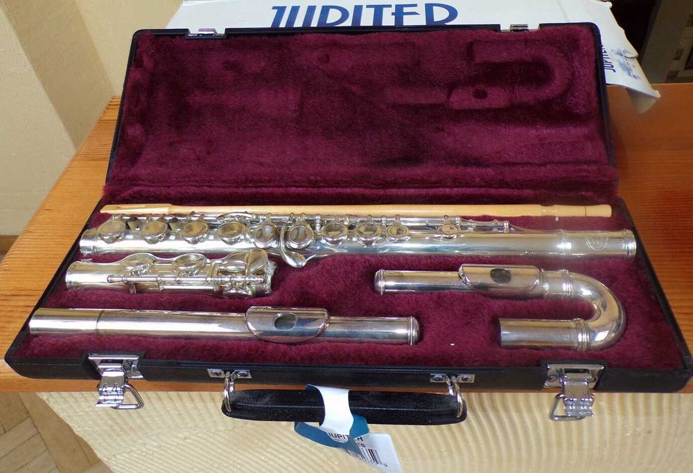 Sprzedam nowy flet Jupitera JFL 515 ES- dwie główki