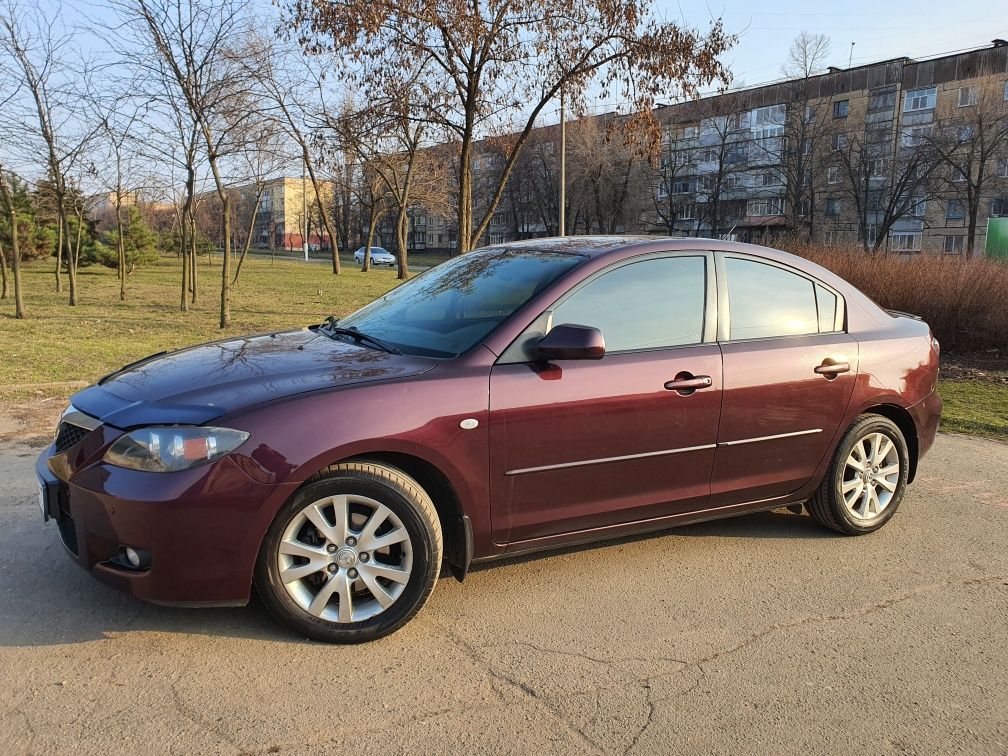 Мазда-3. Mazda-3. Автомат. Газ/Бензин