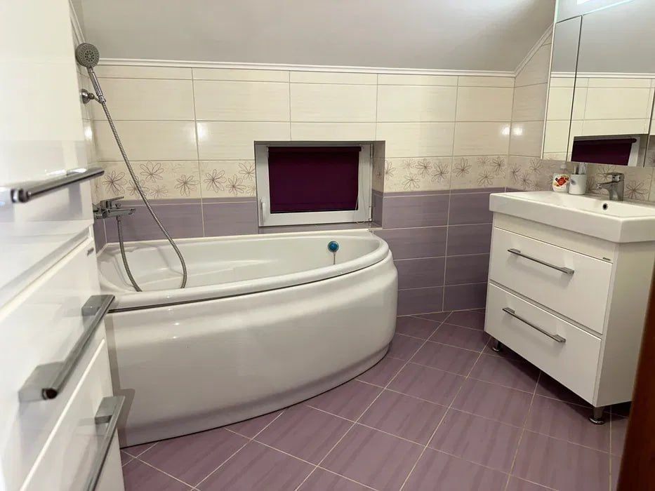 Дом в Белгородке, 170м²