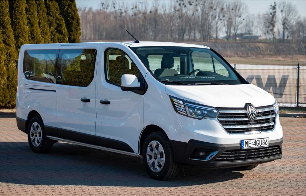 Wynajem busa 9-osobowego Renault Trafic 2025
