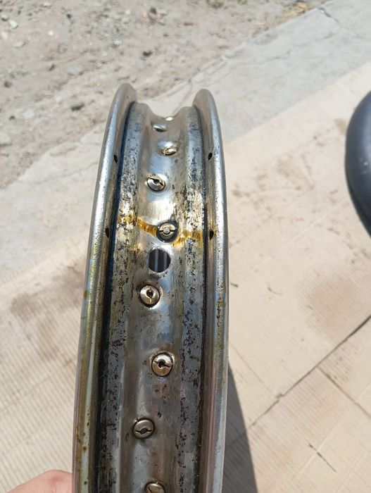 Продам колесо в сборе r -16  на мот  JAWA
