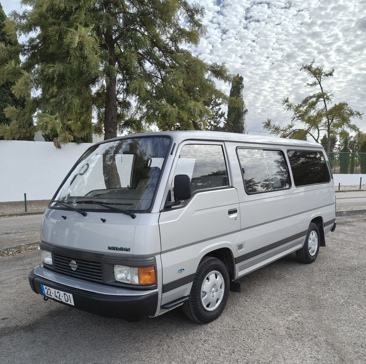 Nissan Urvan 2.5d