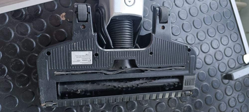 Аккумуляторный пылесос BOSCH BCH3P210