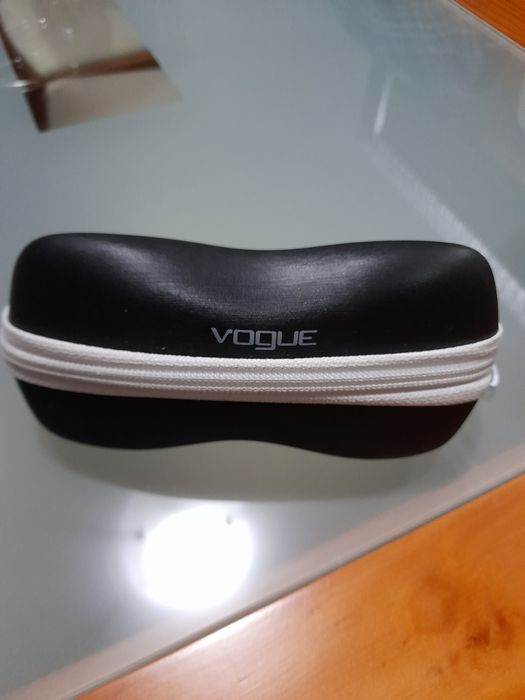 Óculo de sol vogue