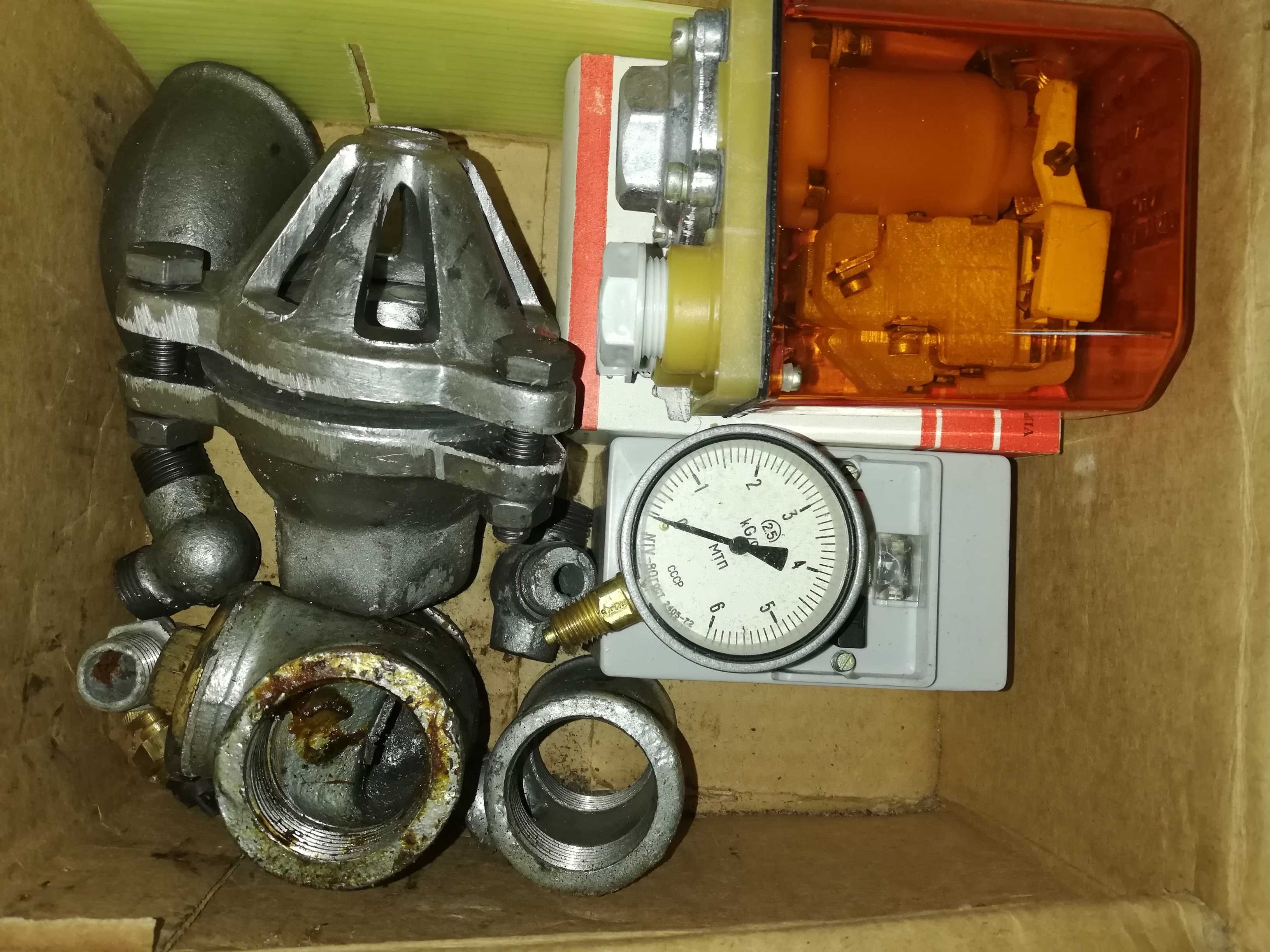 Automat wodociągowy A 52 z łącznikiem ciśnieniowym Typ LC