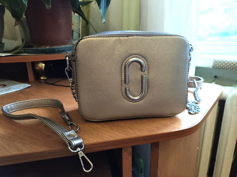 Сумка женская  бронзовая