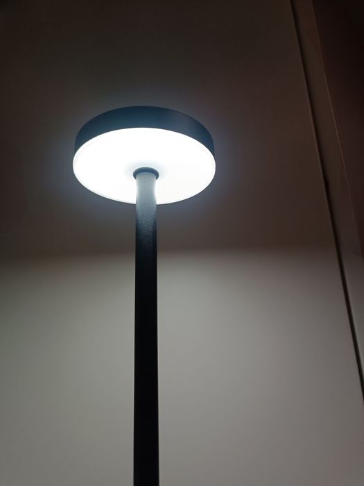 Candeeiro de Mesa Led