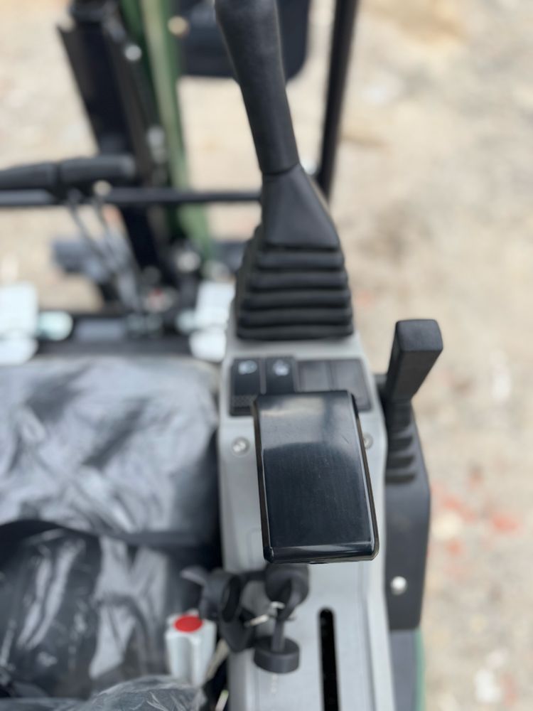 Mini escavadora giratoria 2ton