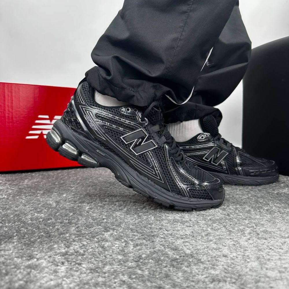 New Balance 1906R Black
