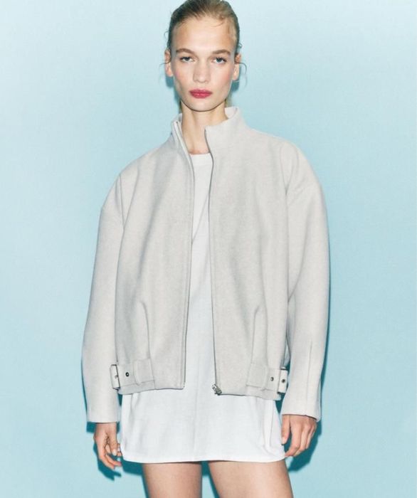 Бомбер ZARA S Палльто Зара пальто на замку куртка демісезонна