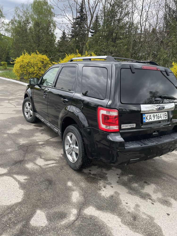 Продам Ford escape 2