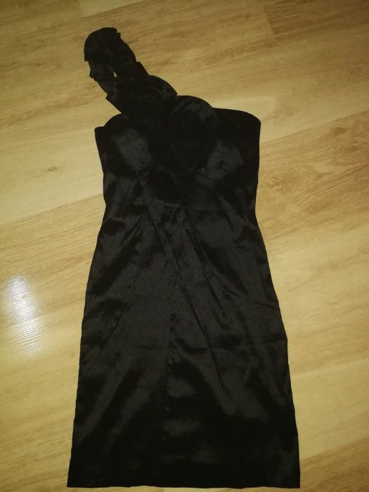 Sukienka, wieczorowa, elegancką, czarna na jednym ramieniu