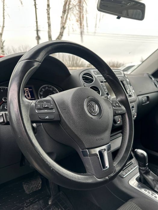 Продам Volkswagen Tiguan