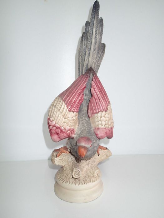 Papagaio em cerâmica, MAGROU