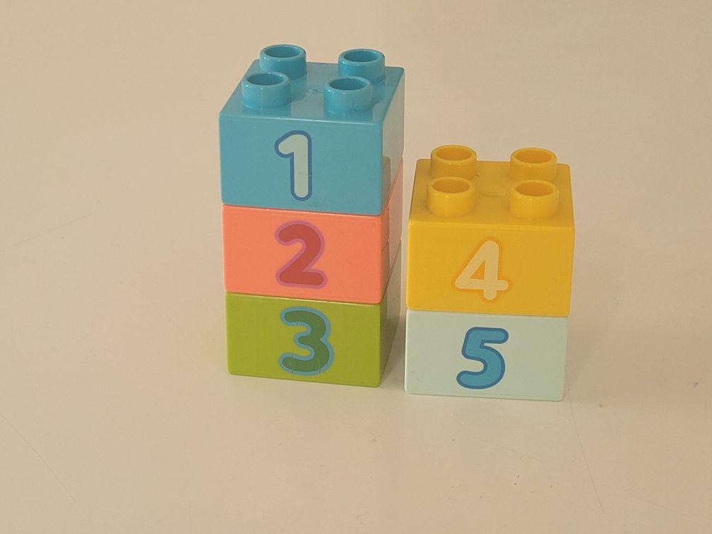 Cyfry 12345 nauka liczenia klocek tematyczny LEGO Duplo