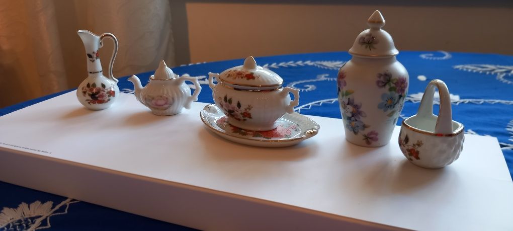 Porcelanas miniaturas novas