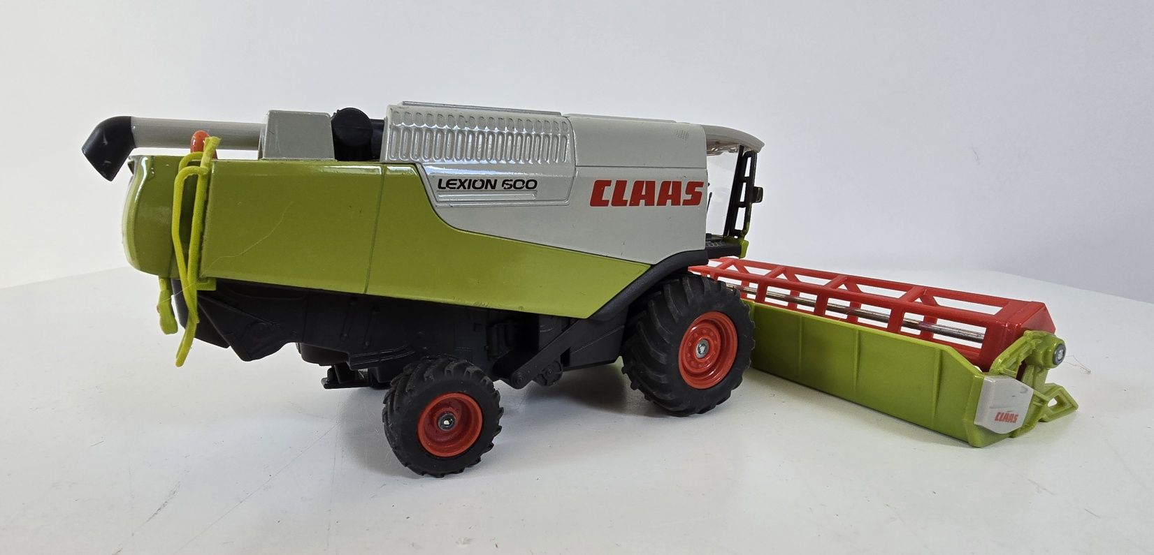 Kombajn Claas Lexion 600
