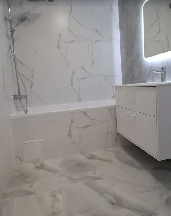 Продаж 2к квартири 71 кв. м на вул. Курбаса Леся