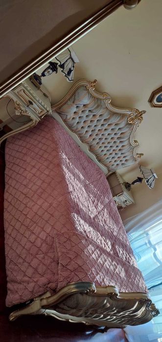 Conjunto de Mobília de Quarto Lacada – Elegância e Funcionalidade