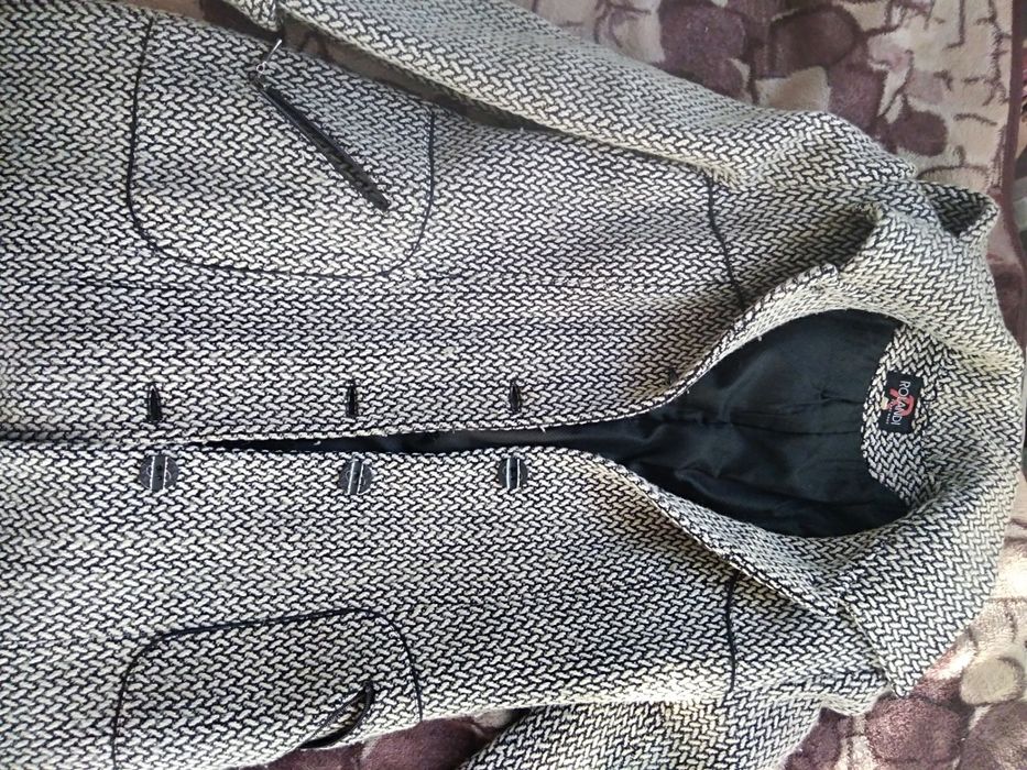 Пальто жіноче 50 розмір