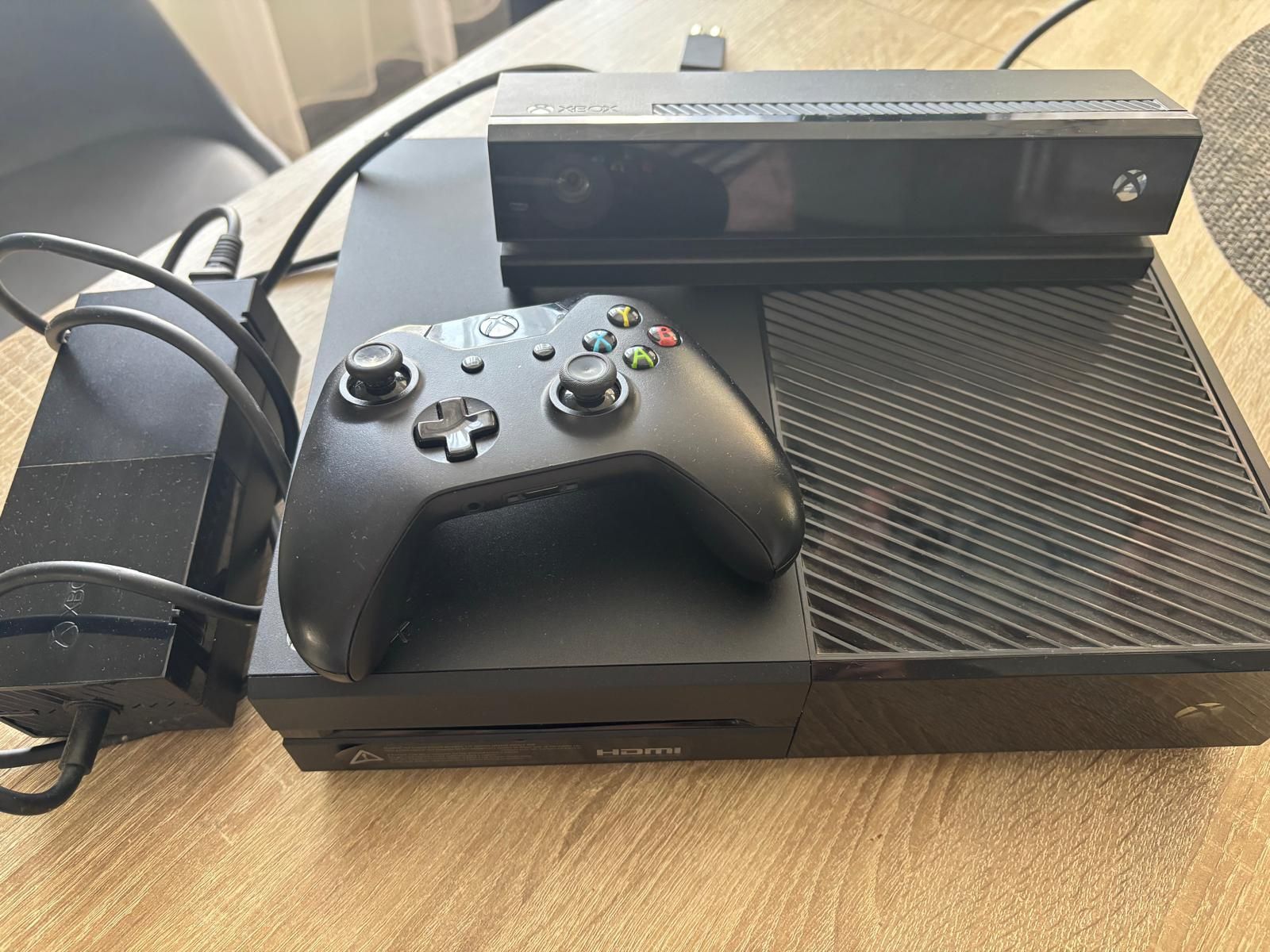 Konsola Xbox one+ Kinect