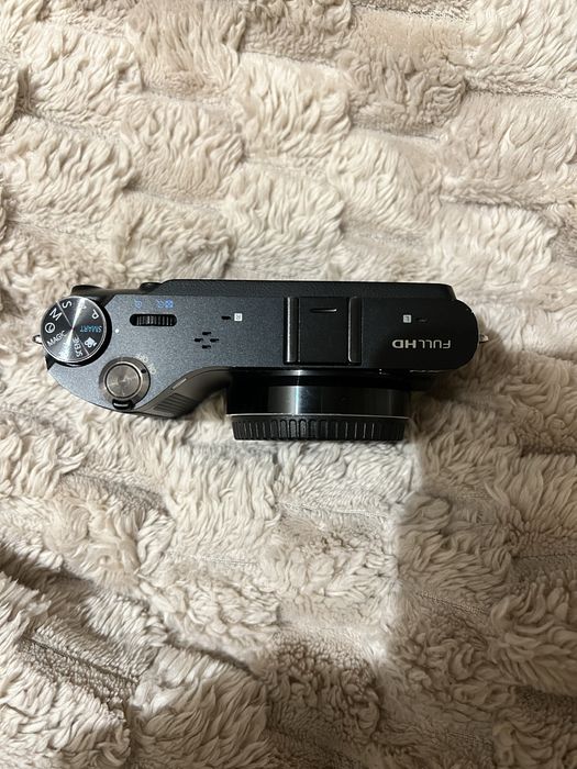 Фотоаппарат Samsung NX200