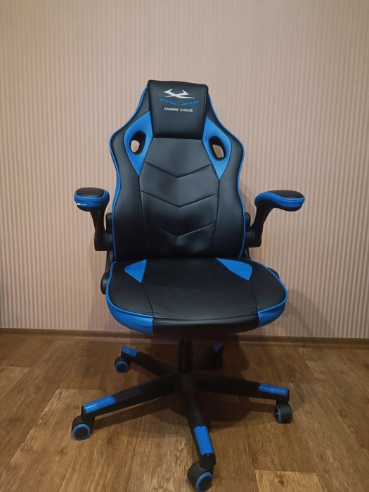 Крісло геймерське VOJENS чорний/синій шт.шкіра/сітка (JYSK)