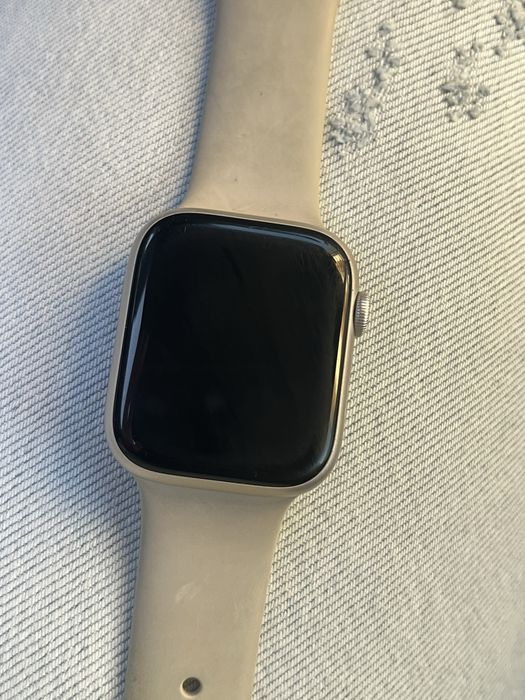 Apple Watch Series 8 45mm — Excelente estado + Caixa original