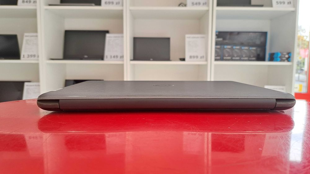 Tani Laptop Dell Latitude 3380 13" i3 8GB/128SSD Win11 A-Klasa FV23