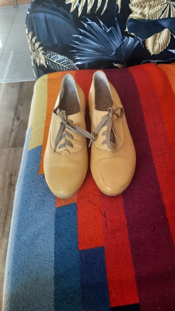 Buty damskie skorzane