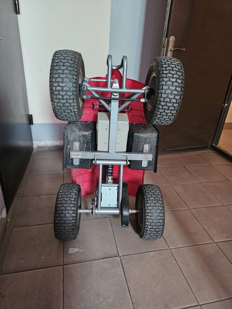 Квадроцикл Razor Dirt Quad