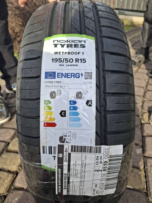 Колесо нове Nokian Wetproof1 195/50 R15 82V .