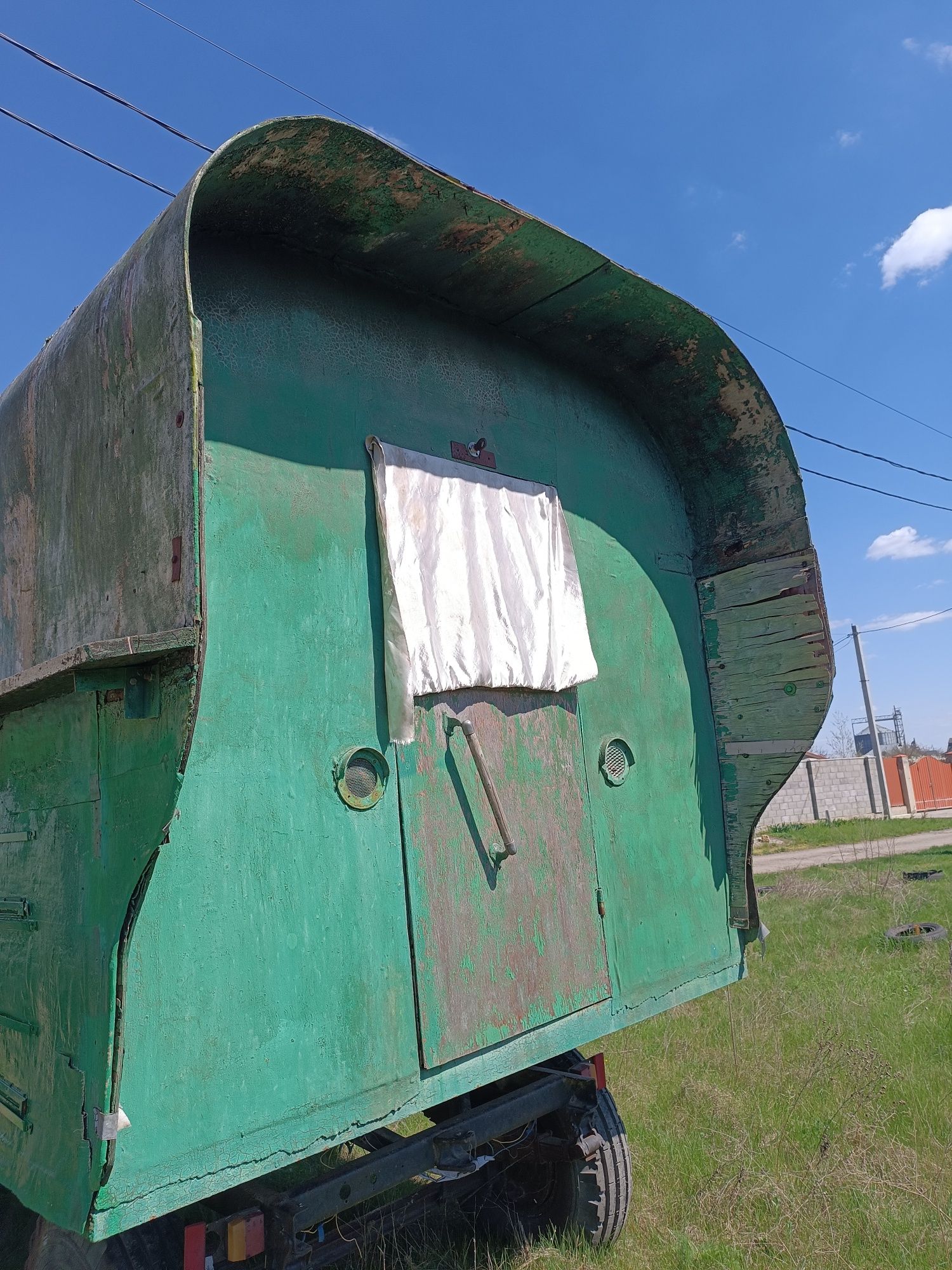 Причіп для бджіл