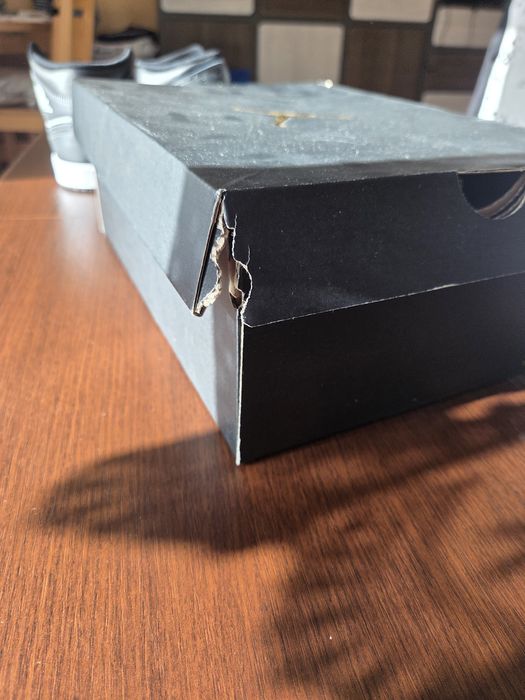 Oryginalne Air Jordan 1 Mid - R. 41