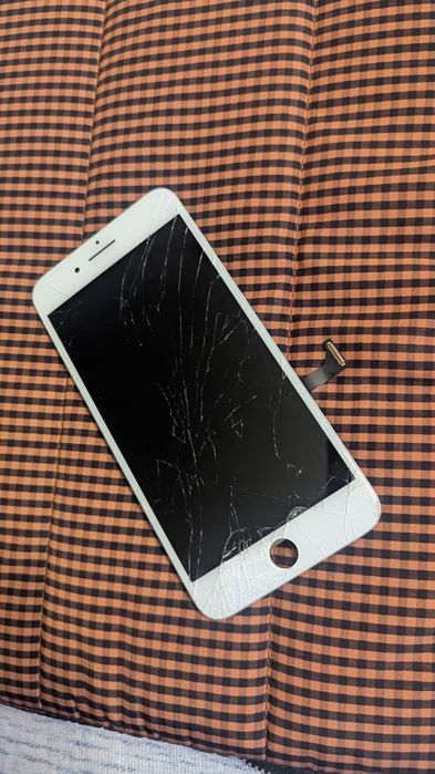 Екран на iPhone 7 plus